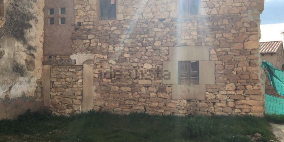 paredes de siguenza casa